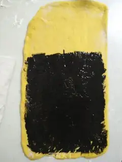 Make Pumpkin marble toast step 4