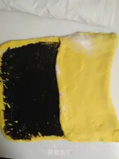 Make Pumpkin marble toast step 5