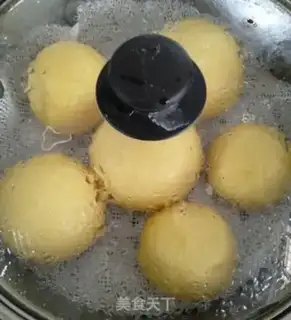 Make Pumpkin buns step 4