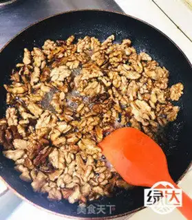 Make Amber walnuts step 3