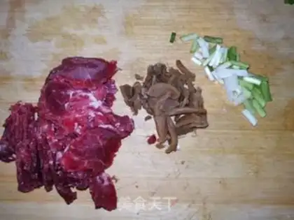 Make Beef noodles step 1