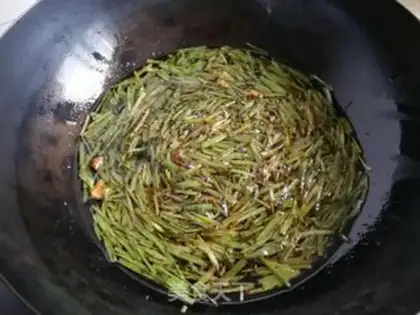 Make Onion noodles step 5