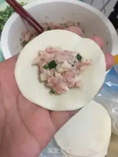 Make A meat dumpling step 7