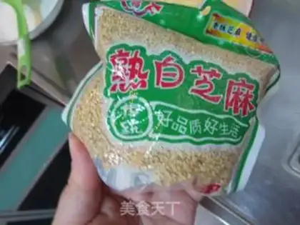 Make Shrimp eggs stand step 4