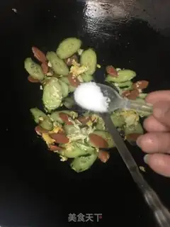 Make Egg ham and cucumber step 5