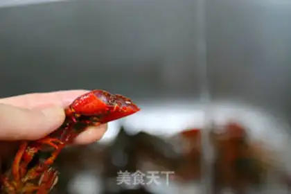 Make Garlic lobster step 5