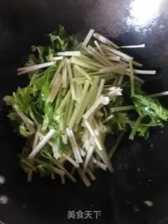Make Celery fried dry step 3