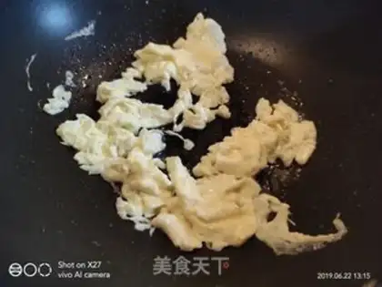 Make Egg pickles soup step 1