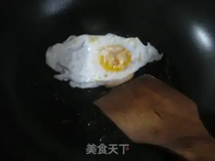 Make The duck egg boils powder step 1