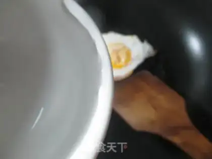 Make The duck egg boils powder step 2