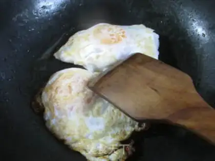 Make Sea belt duck eggs step 1