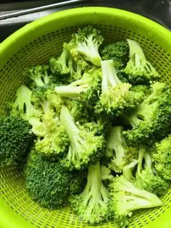 Make Clear the broccoli step 0