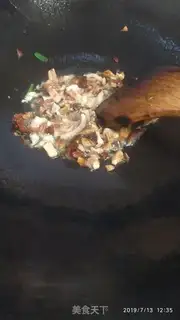 Make Frozen noodles for mushroom squid step 2