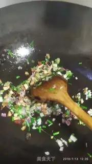 Make Frozen noodles for mushroom squid step 3