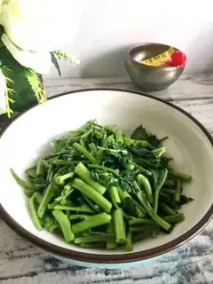 Make Garlic cabbage step 9