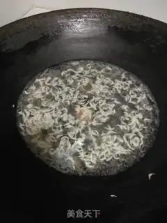 Make Pork shrimp and egg soup step 1