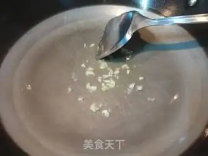 Make Smelt fried eggs step 2