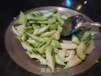 Make Smelt fried eggs step 3