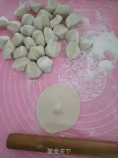 Make Blackwood pork dumplings step 2