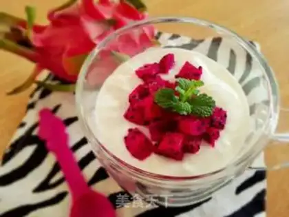 Make Pyramid honey yogurt shakes step 7