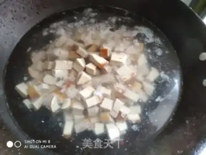Make Sour chicken with cucumber step 1