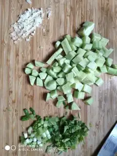 Make Sour chicken with cucumber step 2