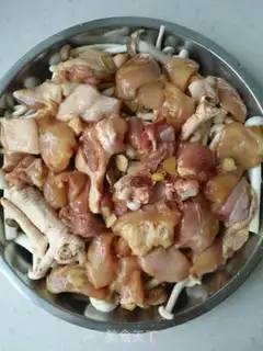 Make Seafood mushroom steam chicken step 3