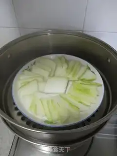 Make Steam shrimp and melon step 5