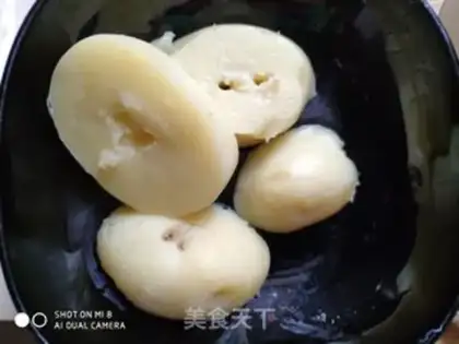 Make Black pepper mashed potatoes step 1