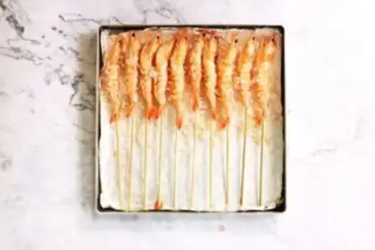 Make Sea salt roasted shrimp step 5