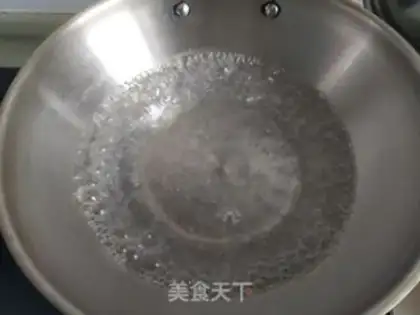 Make Oiled egg noodles step 12