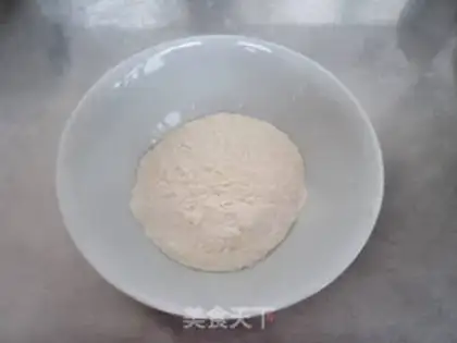 Make Spicy eggcake step 1