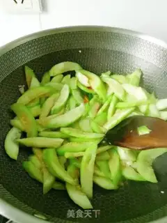Make Scooby-poo-poo step 8