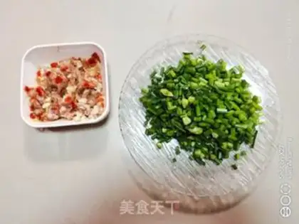 Make The meatloaf, the cabbage step 0
