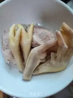Make Skinny chicken feet with green papaya soup step 3