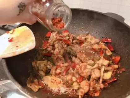 Make Spicy-dried ox frog step 11
