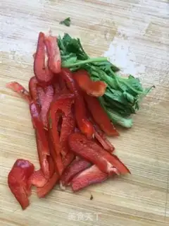 Make Flaming conch noodles step 8