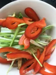 Make Flaming conch noodles step 9