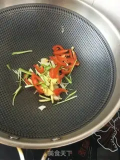 Make Flaming conch noodles step 15