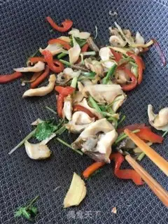 Make Flaming conch noodles step 20