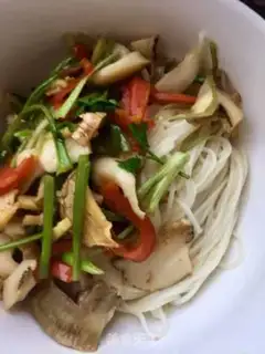 Make Flaming conch noodles step 21