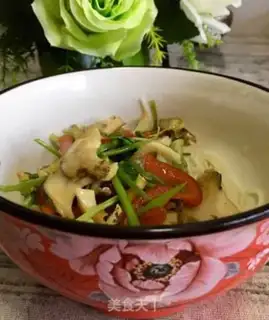Make Flaming conch noodles step 22
