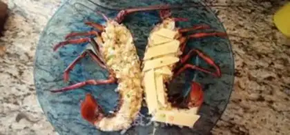 Make Garlic cheese lobster step 9
