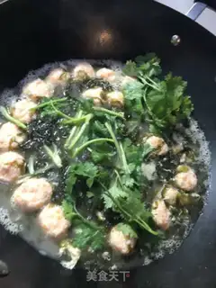 Make Shrimpballs and omelet soup step 12
