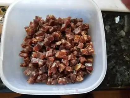 Make X-O SALAMI FRIED RICE step 1