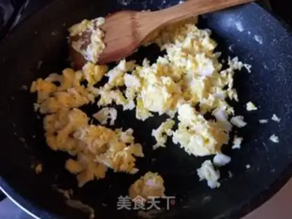 Make X-O SALAMI FRIED RICE step 3