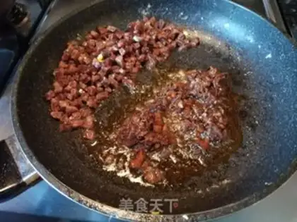 Make X-O SALAMI FRIED RICE step 4