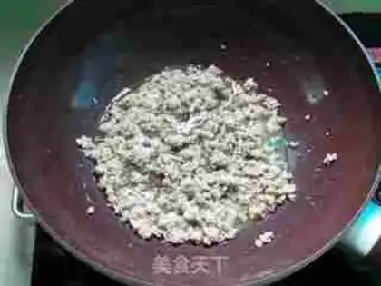 Make Meat and vegetable noodles step 2