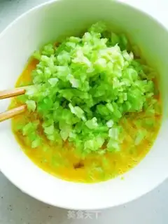 Make Suffering melon and eggs step 3