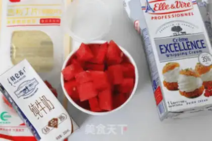 Make Italian watermelon cream step 0